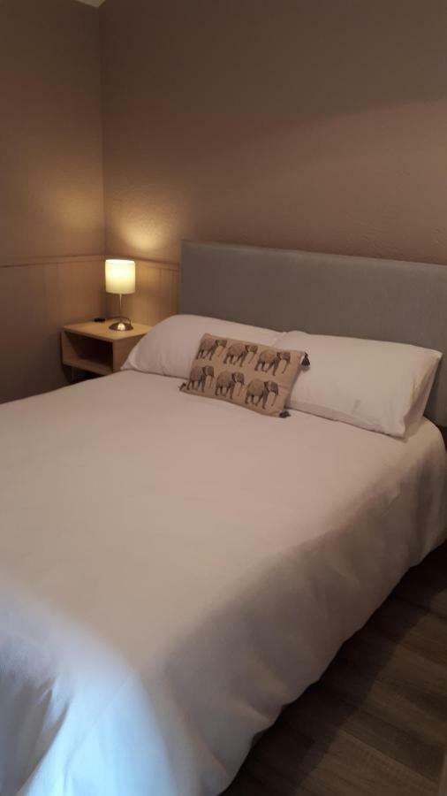 Suzies Self Catering Belmont Daire Belmont  Dış mekan fotoğraf